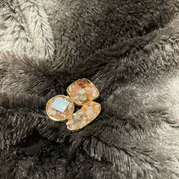 Anthropologie ring size 7.5 - Picture 2 of 4